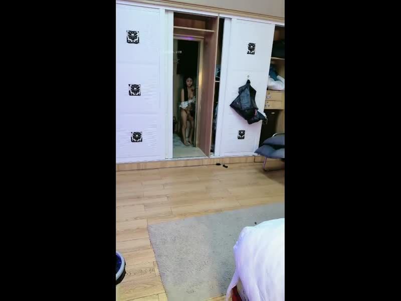 【小趴菜】多人淫亂性愛運動！嫩妹隨便挑_5